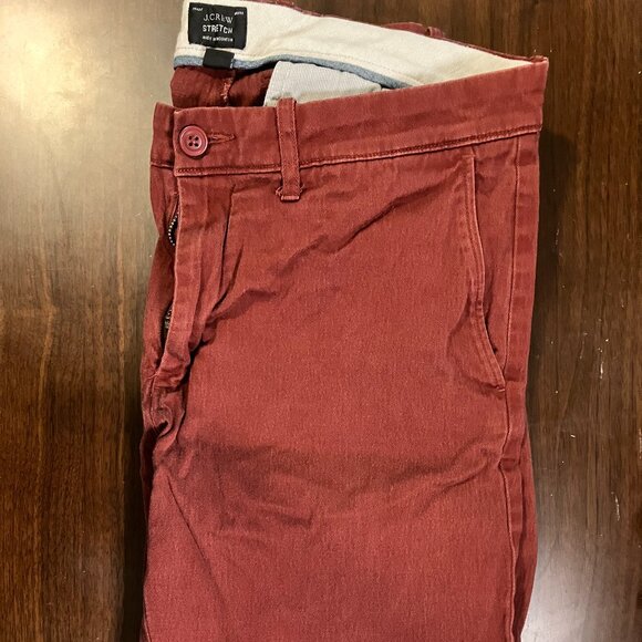 5 - J. Crew 484 slim-fit stretch